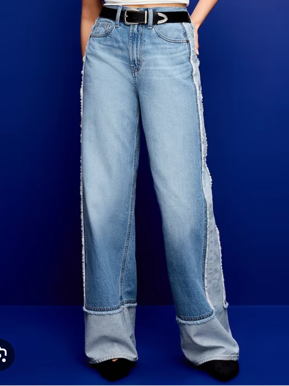 Old Navy High Waisted Baggy Wide Leg Jean in Mira sz. 6